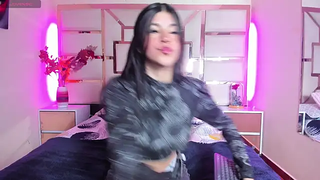 alexandra venuss online show from 30, 3, 2026