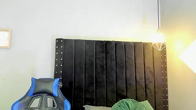 Bryan robayo5 online show from 14, 1, 2026