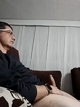 Fuegosutil online show from 8, 2, 2026