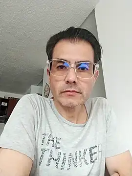 Fuegosutil online show from 30, 11, 2025