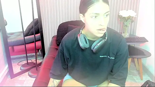 Violettacamss 69 online show from 1, 12, 2025