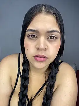 Snapshot of Teen_Valery chatting on 4, 12, 2025 Teen Valery online show from 4, 12, 2025