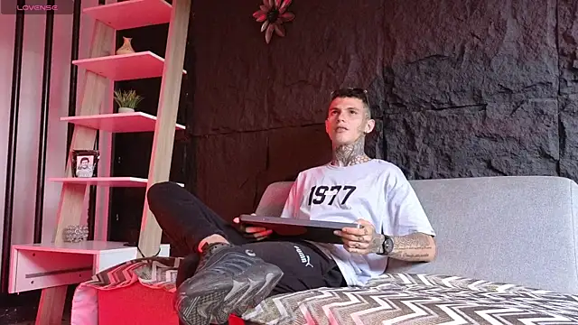 Paulo 527 online show from 19, 12, 2025