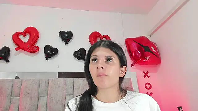 ZafiraNavarro online show from 15, 2, 2026