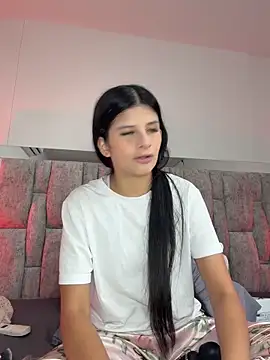 ZafiraNavarro online show from 19, 4, 2026