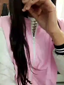 Cute Girl 27 online show from 13, 2, 2026