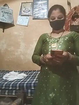 Snapshot of Pooja_bhabhi00 chatting on 27, 11, 2025 Pooja bhabhi00 online show from 27, 11, 2025