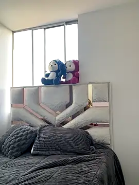 RedFox Golden online show from 27, 11, 2025