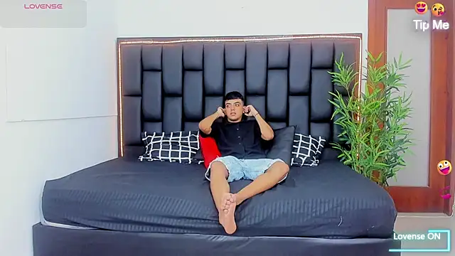 Crazy porkys online show from 21, 4, 2026