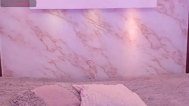 Dakota ferreti  online show from 12, 4, 2026