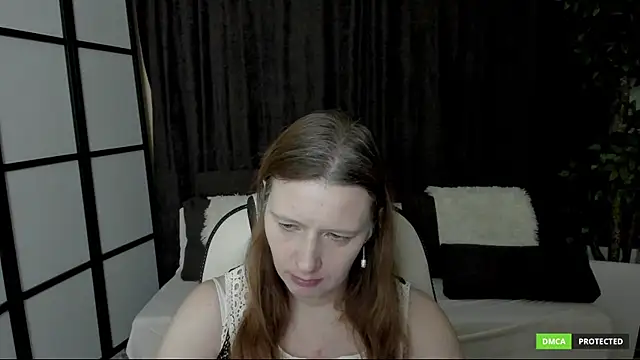 KathrineMeyer online show from 16, 12, 2025