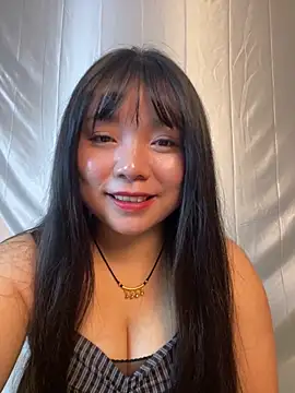 Snapshot of LP-47 chatting on 26, 11, 2025 LP-47 online show from 26, 11, 2025