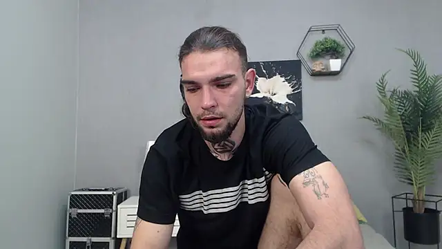 KaneHunter online show from 4, 12, 2025