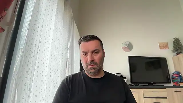 Snapshot of coolsmith81 chatting on 18, 5, 2026 coolsmith81 online show from 18, 5, 2026
