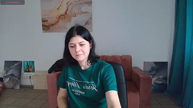 Snapshot of MelisaGollden chatting on 27, 11, 2025 MelisaGollden online show from 27, 11, 2025