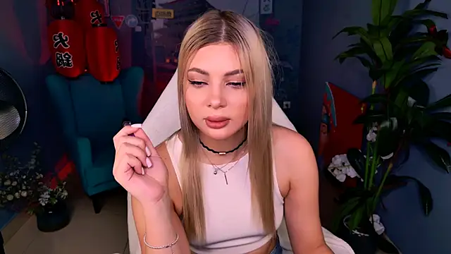 HyileyClark online show from 15, 3, 2026