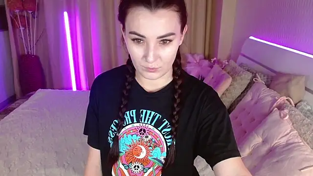 AdeleCutie online show from 30, 11, 2025