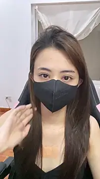 Snapshot of Lunamoon68 chatting on 10, 4, 2026 Lunamoon68 online show from 10, 4, 2026