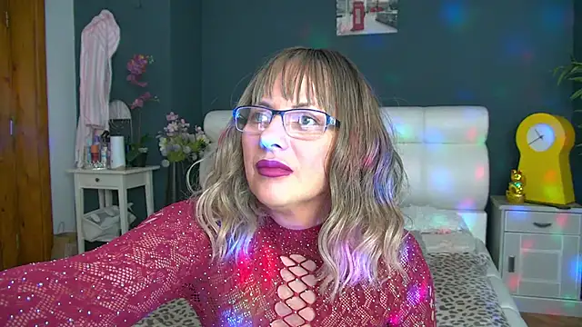 Cougar Milff online show from 18, 5, 2026