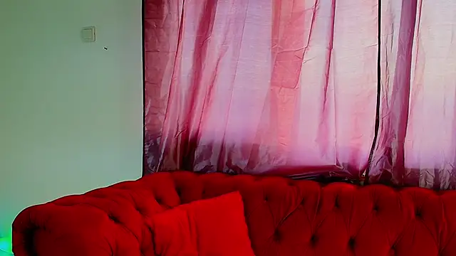 Cougar Milff online show from 16, 12, 2025