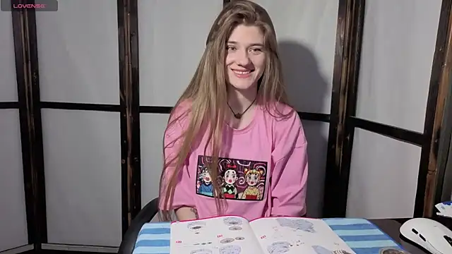 Adell Love online show from 17, 5, 2026