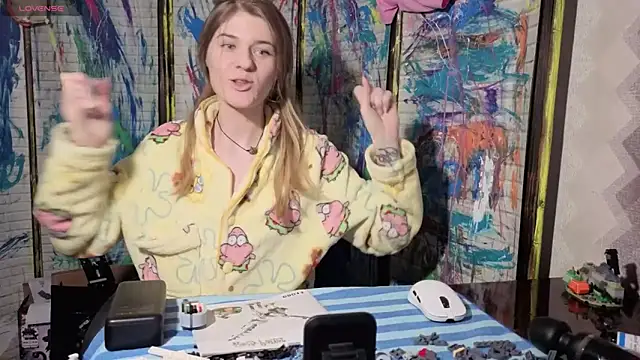 Adell Love online show from 4, 6, 2026