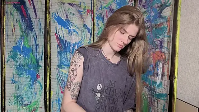 Adell Love online show from 14, 5, 2026
