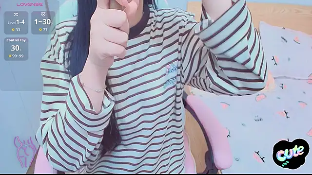 Snapshot of Jii-Soo chatting on 29, 11, 2025 Jii-Soo online show from 29, 11, 2025