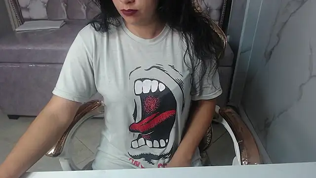 Evangeline b online show from 28, 11, 2025