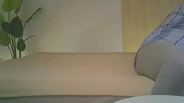 Snapshot of kyono-iyashi chatting on 7, 6, 2026 kyono-iyashi online show from 7, 6, 2026