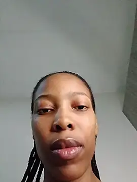 MsParisSmith online show from 15, 12, 2025