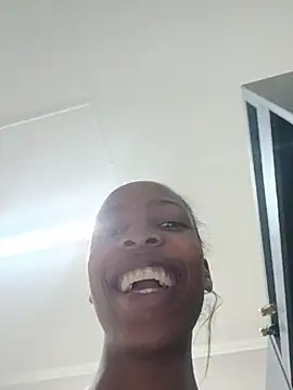 Snapshot of MsParisSmith chatting on 4, 6, 2026 MsParisSmith online show from 4, 6, 2026