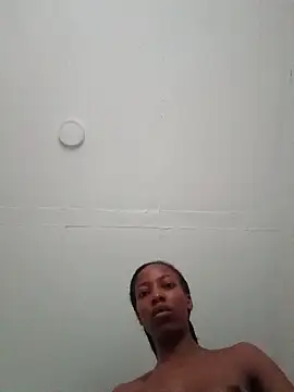 MsParisSmith online show from 18, 2, 2026