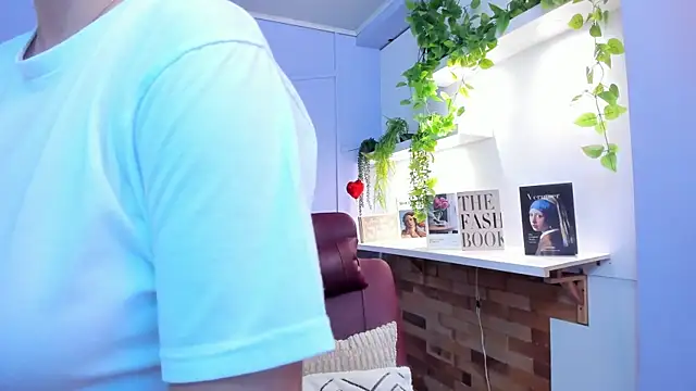 lourenfox online show from 28, 11, 2025