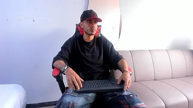 MatthewCullen online show from 19, 12, 2025