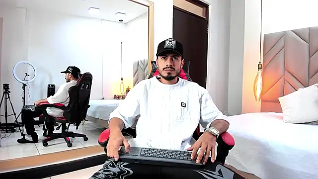 MatthewCullen online show from 20, 4, 2026