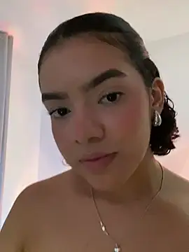 fluffycurls online show from 2, 3, 2026