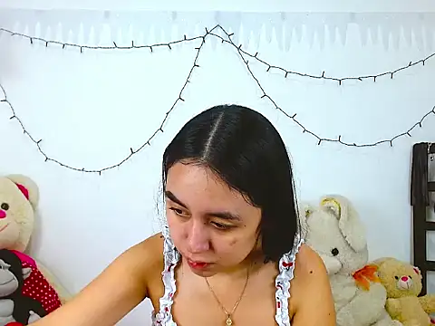 SiennaLorens online show from 10, 1, 2026