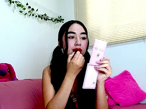 SiennaLorens online show from 14, 2, 2026