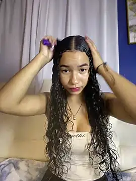 Snapshot of ZoeyFierce chatting on 17, 5, 2026 ZoeyFierce online show from 17, 5, 2026