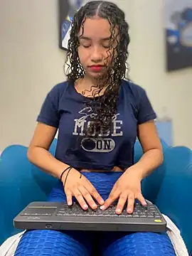 ZoeyFierce online show from 11, 7, 2026