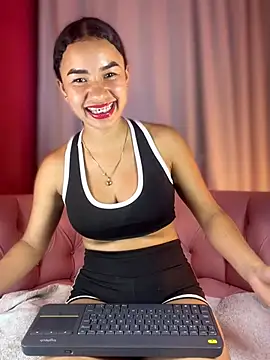 ZoeyFierce online show from 24, 7, 2026