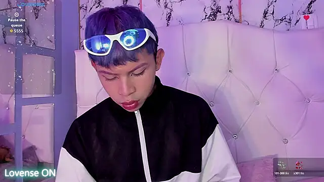 Prince Apolo online show from 5, 12, 2025