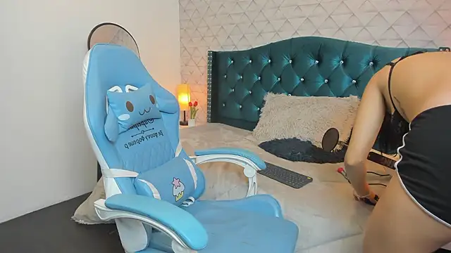 Valery jame online show from 7, 3, 2026