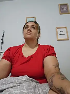 LoreinnFox online show from 3, 5, 2026