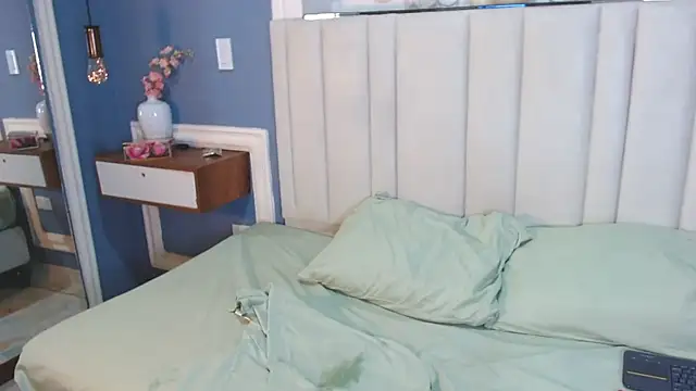 Chelseadow online show from 12, 4, 2026