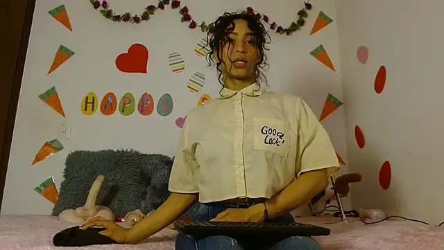 Snapshot of MarillynMorgan chatting on 24, 4, 2026 MarillynMorgan online show from 24, 4, 2026