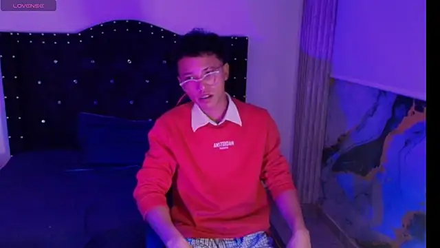 thian blakee online show from 1, 12, 2025