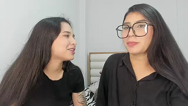 Snapshot of ROUS_SWEET_ chatting on 29, 4, 2026 ROUS SWEET online show from 29, 4, 2026