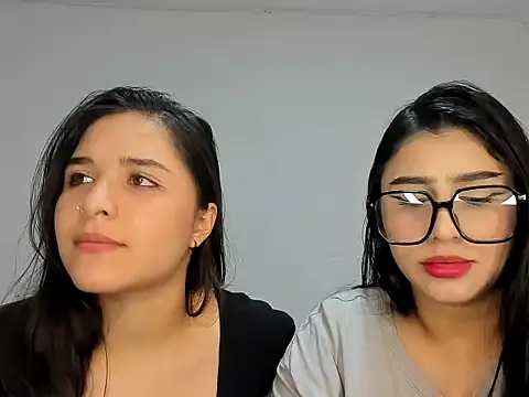 Snapshot of ROUS_SWEET_ chatting on 29, 11, 2025 ROUS SWEET online show from 29, 11, 2025